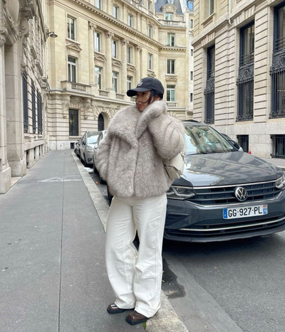 Emilia – Viraler Faux-Fur-Mantel