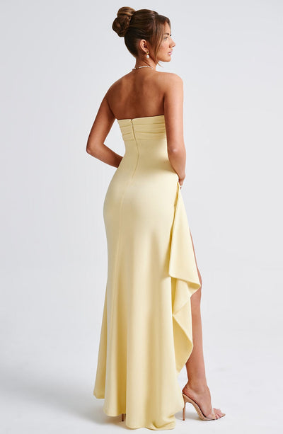Zafira – Zeitloses Maxikleid